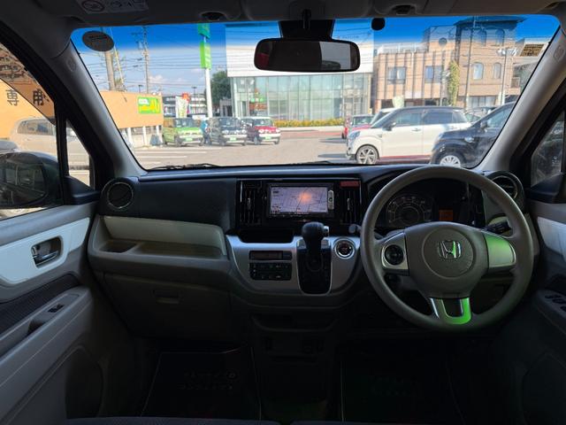 N-WGN Gコンフォートパッケージ 車検2年 シティブレーキシステム アイドリングストップ Gathersナビ ディスチャージヘッドライト ETC 横滑り防止機能 バックカメラ スマートキー 電動格納ドアミラー 保証あり(12枚目)