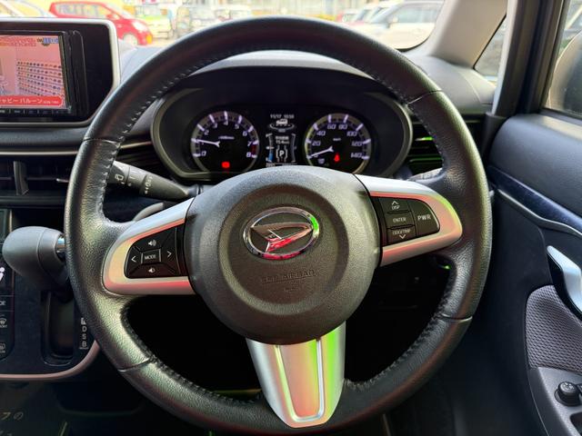 ムーヴ カスタム　ＲＳ　ハイパー　車検８年７月　アイドリングストップ　ケンウッドナビ　ＥＴＣ　純正アルミホイール　電動格納ドアミラー　スマートキー　オートエアコン　ディスチャージヘッドライト　パワーウインドウ　横滑り防止機能（15枚目）