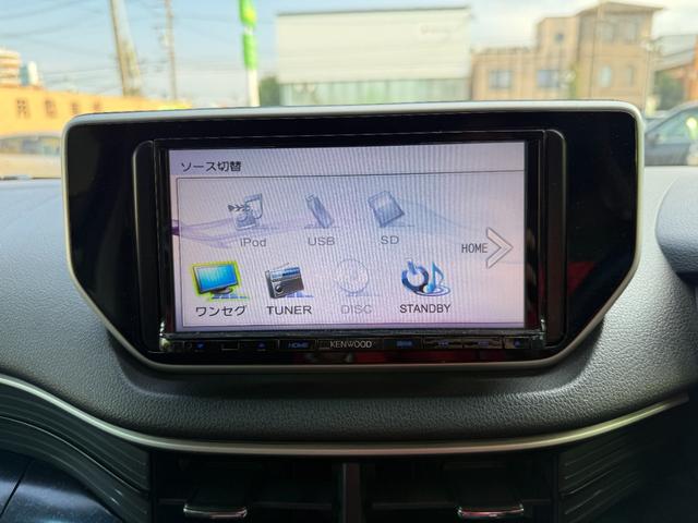 ムーヴ カスタム　ＲＳ　ハイパー　車検８年７月　アイドリングストップ　ケンウッドナビ　ＥＴＣ　純正アルミホイール　電動格納ドアミラー　スマートキー　オートエアコン　ディスチャージヘッドライト　パワーウインドウ　横滑り防止機能（18枚目）