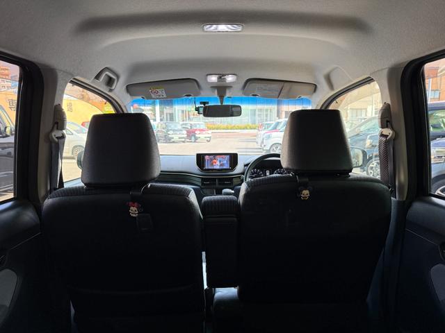 ムーヴ カスタム　ＲＳ　ハイパー　車検８年７月　アイドリングストップ　ケンウッドナビ　ＥＴＣ　純正アルミホイール　電動格納ドアミラー　スマートキー　オートエアコン　ディスチャージヘッドライト　パワーウインドウ　横滑り防止機能（23枚目）