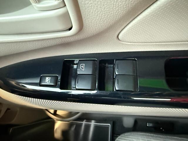 デイズ J 車検2年 電動格納ドアミラー 三菱ワンセグナビ ベンチシート キーレスエントリー パワーウインドウ マニュアルエアコン 運転席助手席エアバッグ 軽自動車 保証あり(19枚目)