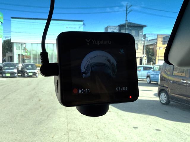 タント カスタムRS トップエディションSAII 車検2年 両側電動スライドドア 衝突被害軽減ブレーキ スマートキー アルミホイール アイドリングストップ バックカメラ カロッツェリアナビ 電動格納ドアミラー ETC 横滑り防止機能 オートエアコン(25枚目)