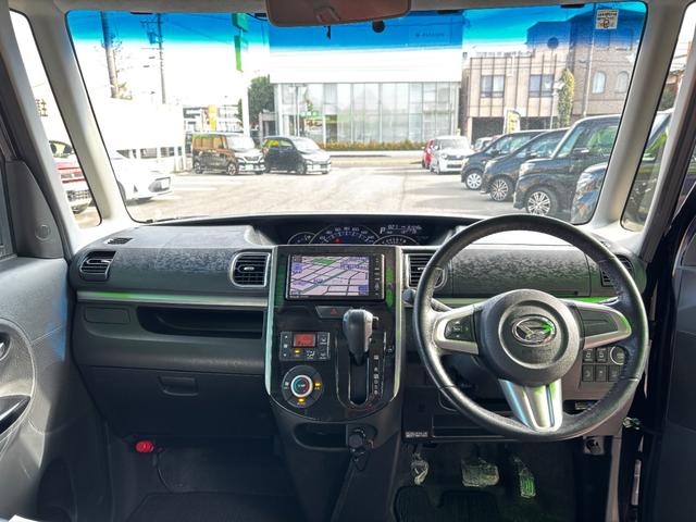 タント カスタムＲＳ　トップエディションＳＡ　車検２年　両側電動スライドドア　衝突被害軽減ブレーキ　スマートキー　社外アルミホイール　アイドリングストップ　ＬＥＤヘッドライト　パナソニックナビ　ＥＴＣ　フォグランプ　オートエアコン　保証あり（12枚目）