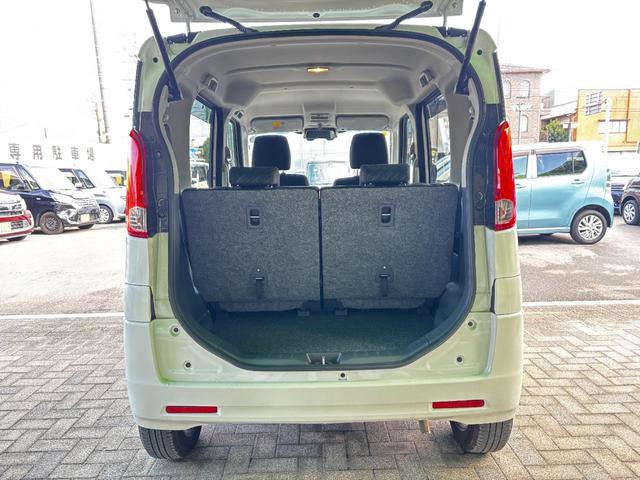 スペーシア Ｇリミテッド　車検２年　片側電動スライドドア　衝突被害軽減ブレーキ　スマートキー　シートヒーター　横滑り防止機能　電動格納ドアミラー　社外アルミホイール　セキュリティアラーム　ベンチシート　パナソニックナビ（11枚目）