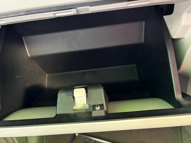 アルトラパン Ｘ　車検２年　衝突被害軽減ブレーキ　スマートキー　シートヒーター　電動格納ドアミラー　純正アルミホイール　横滑り防止機能　光軸調整機能　マニュアルエアコン　セキュリティアラーム　パワーウインドウ　保証あり（19枚目）