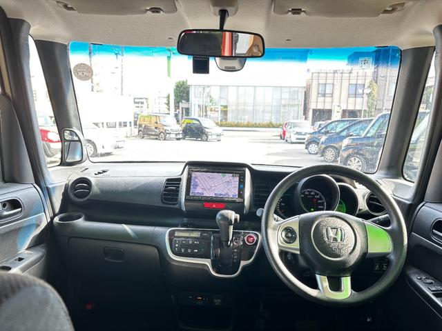 Ｎ－ＢＯＸ Ｇ・Ｌパッケージ　車検９年４月　両側電動スライドドア　シティブレーキシステム　アイドリングストップ　スマートキー　Ｇａｔｈｅｒｓナビ　バックカメラ　ＥＴＣ　横滑り防止機能　電動格納ドアミラー　オートエアコン　保証あり（12枚目）