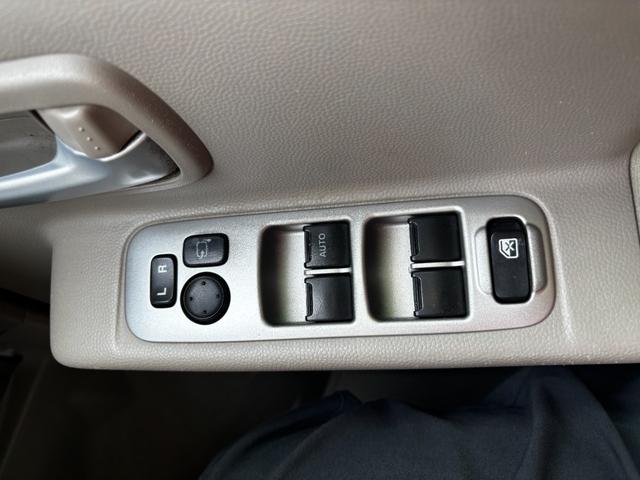 スクラムワゴン ＰＺターボ　車検２年　片側電動スライドドア　社外アルミホイール　電動格納ドアミラー　オートエアコン　パワーウインドウ　ケンウッドナビ　フォグランプ　ディスチャージヘッドライト　軽自動車　保証あり（20枚目）