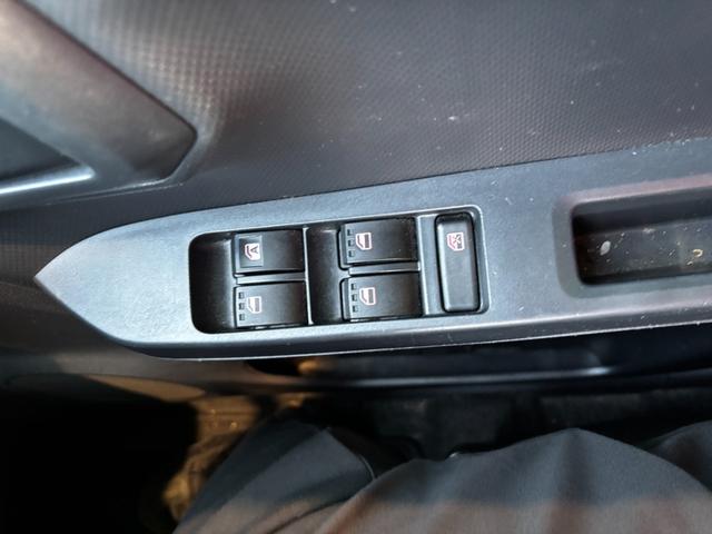 ミライース Ｌ　ＳＡＩＩＩ　車検９年１月　衝突被害軽減ブレーキ　コーナーセンサー　キーレスエントリー　パナソニックナビ　バックカメラ　オートハイビーム　マニュアルエアコン　アイドリングストップ　横滑り防止機能　保証あり（21枚目）