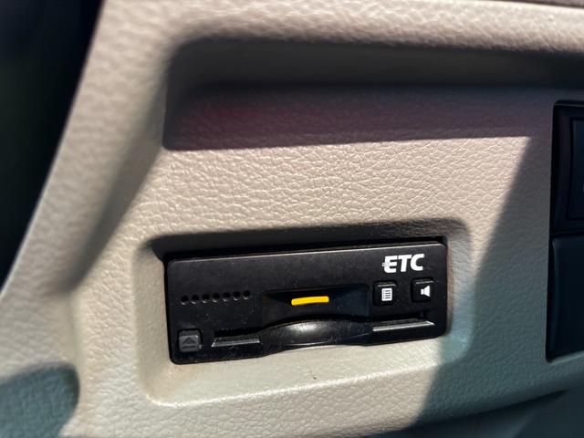 フレアワゴン ＸＳ　車検８年９月　片側電動スライドドア　スマートフォン連携ナビ　アイドリングストップ　スマートキー　光軸調整機能　バックカメラ　ＥＴＣ　ベンチシート　オートエアコン　パワーウインドウ　保証あり（17枚目）