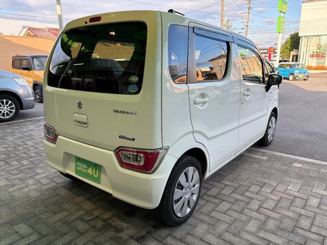 ワゴンＲ ハイブリッドＦＸ　車検２年　衝突被害軽減ブレーキ　コーナーセンサー　スマートキー　アイドリングストップ　電動格納ドアミラー　セキュリティアラーム　シートヒーター　横滑り防止機能　ベンチシート　パナソニックナビ（8枚目）