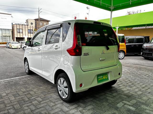 ｅＫワゴン Ｅ　車検２年　電動格納ドアミラー　ＣＤオーディオ　キーレスエントリー　横滑り防止機能　シートヒーター　マニュアルエアコン　パワーウインドウ　ベンチシート　プライバシーガラス　軽自動車　保証あり（10枚目）