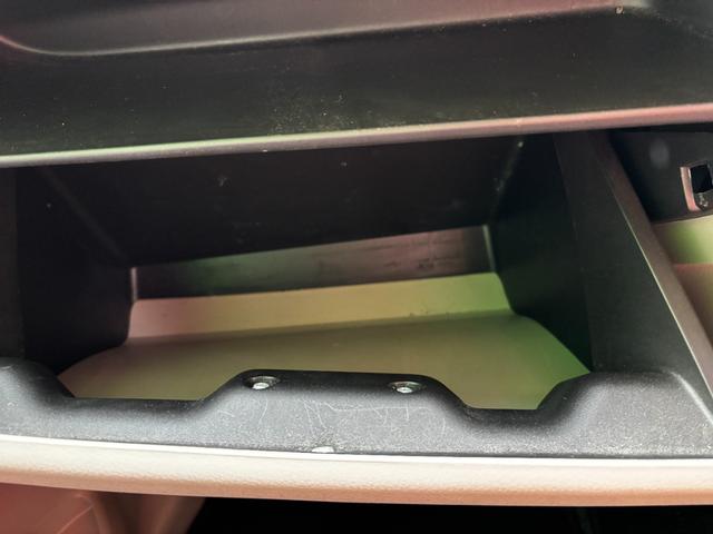 ｅＫワゴン Ｅ　車検２年　電動格納ドアミラー　ＣＤオーディオ　キーレスエントリー　横滑り防止機能　シートヒーター　マニュアルエアコン　パワーウインドウ　ベンチシート　プライバシーガラス　軽自動車　保証あり（18枚目）