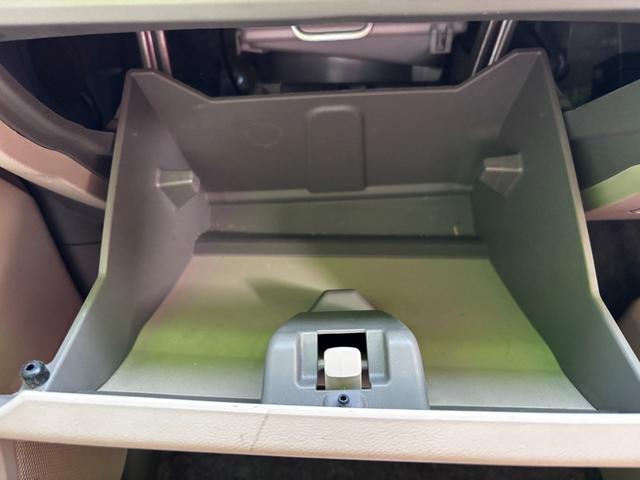 アルト Ｆ　車検８年６月　純正ＣＤオーディオ　セキュリティアラーム　キーレスエントリー　パワーウインドウ　マニュアルエアコン　光軸調整機能　ＡＢＳ　軽自動車　保証あり（18枚目）