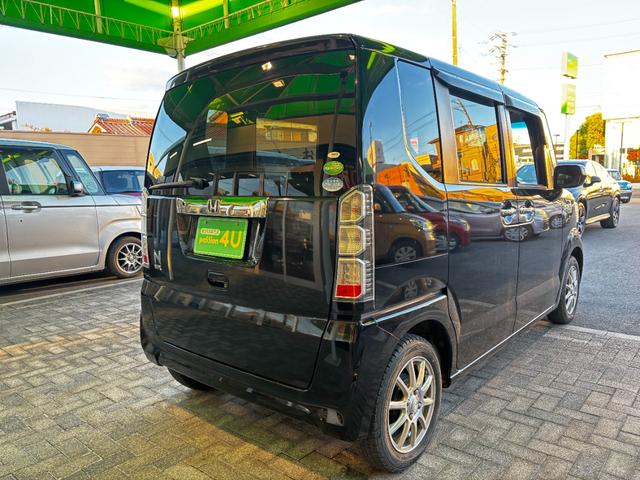 Ｎ－ＢＯＸ Ｇ　ＳＳパッケージ　車検８年８月　両側電動スライドドア　アイドリングストップ　電動格納ドアミラー　ベンチシート　スマートキー　社外アルミホイール　Ｇａｔｈｅｒｓナビ　横滑り防止機能　パワーウインドウ　オートエアコン（8枚目）