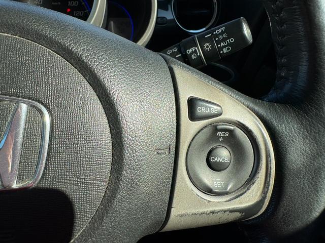 Ｎ－ＢＯＸカスタム Ｇ・ターボパッケージ　車検２年　両側電動スライドドア　アイドリングストップ　アルミホイール　ＥＴＣ　Ｇａｔｈｅｒｓナビ　バックカメラ　クルーズコントロール　電動格納ドアミラー　ディスチャージヘッドライト　保証あり（17枚目）