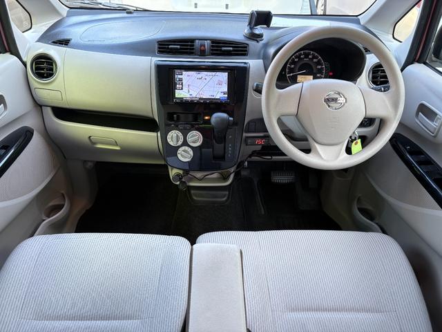 デイズ Ｊ　車検８年１２月　電動格納ドアミラー　ＥＴＣ　横滑り防止機能　パナソニックナビ　キーレスエントリー　ベンチシート　マニュアルエアコン　パワーウインドウ　プライバシーガラス　軽自動車　保証あり（12枚目）