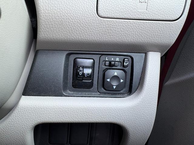 デイズ Ｊ　車検８年１２月　電動格納ドアミラー　ＥＴＣ　横滑り防止機能　パナソニックナビ　キーレスエントリー　ベンチシート　マニュアルエアコン　パワーウインドウ　プライバシーガラス　軽自動車　保証あり（16枚目）