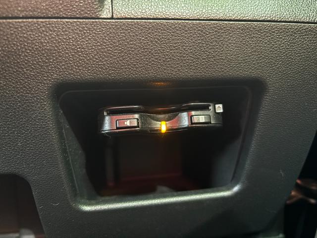 タント カスタムＸ　ＳＡ　車検９年３月　片側電動スライドドア　衝突被害軽減ブレーキ　スマートキー　アルミホイール　電動格納ドアミラー　バックカメラ　アイドリングストップ　横滑り防止機能　カロッツェリアナビ　保証あり（17枚目）