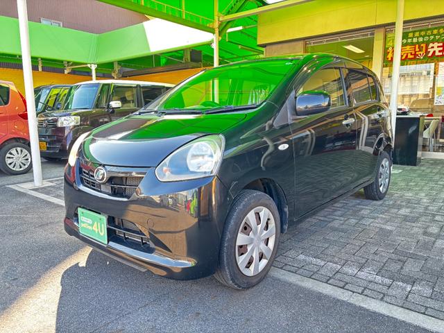 ミライース Ｌ　メモリアルエディション　車検２年　アイドリングストップ　ＣＤオーディオ　キーレスエントリー　マニュアルエアコン　パワーウインドウ　セキュリティアラーム　エアバッグ　ＡＢＳ　光軸調整機能　軽自動車　保証あり（5枚目）