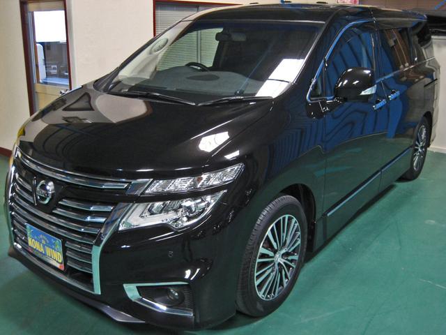 ＶＩＰ　２列仕様車　後席パワーシートパッケージ　４人乗り専用後席ＶＩＰパワーシート５．１ｃｈＢＯＳＥサウンド１３ＳＰ後席プライベートシアタＷサンルーフＬＥＤ電動オートステップ黒本革シート踏間違衝突防止アシストアラウンドビュモニタパワーバック両電ドア(3枚目)