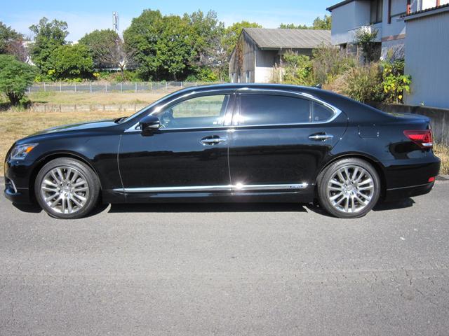 LS LS600hL エグゼクティブパッケージ 4WD モデリスタエアロリヤエンターテイメントマークレビンソンサウンド19SPドライバーモニター前後プリクラッシュSレ-ダークルーズLKAセミアニリン黒本革エアシート後席リラクゼーションパワートランク(8枚目)