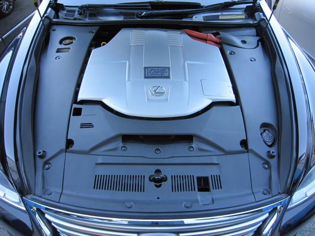 LS LS600hL エグゼクティブパッケージ 4WD モデリスタエアロリヤエンターテイメントマークレビンソンサウンド19SPドライバーモニター前後プリクラッシュSレ-ダークルーズLKAセミアニリン黒本革エアシート後席リラクゼーションパワートランク(16枚目)