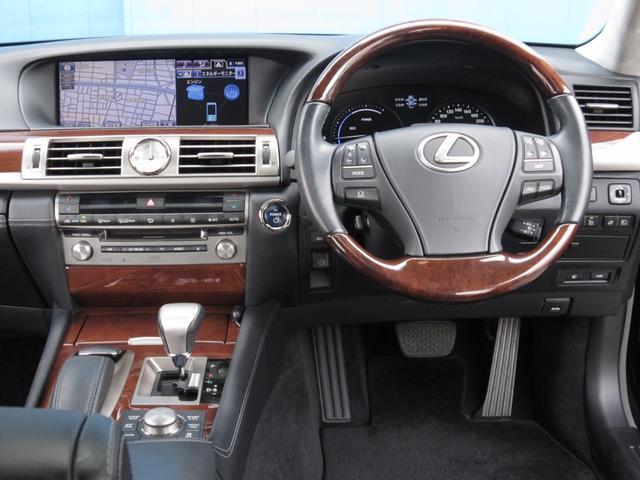 LS LS600hL エグゼクティブパッケージ 4WD モデリスタエアロリヤエンターテイメントマークレビンソンサウンド19SPドライバーモニター前後プリクラッシュSレ-ダークルーズLKAセミアニリン黒本革エアシート後席リラクゼーションパワートランク(21枚目)
