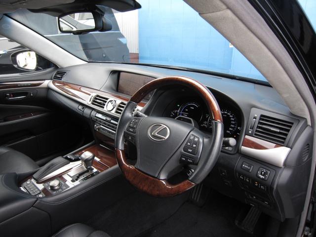 LS LS600hL エグゼクティブパッケージ 4WD モデリスタエアロリヤエンターテイメントマークレビンソンサウンド19SPドライバーモニター前後プリクラッシュSレ-ダークルーズLKAセミアニリン黒本革エアシート後席リラクゼーションパワートランク(22枚目)