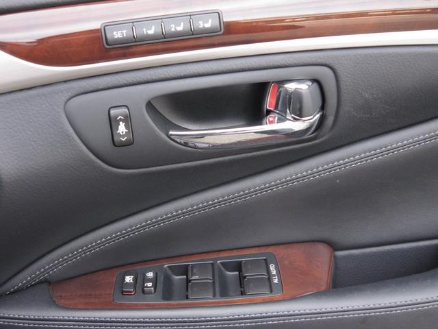 LS LS600hL エグゼクティブパッケージ 4WD モデリスタエアロリヤエンターテイメントマークレビンソンサウンド19SPドライバーモニター前後プリクラッシュSレ-ダークルーズLKAセミアニリン黒本革エアシート後席リラクゼーションパワートランク(49枚目)