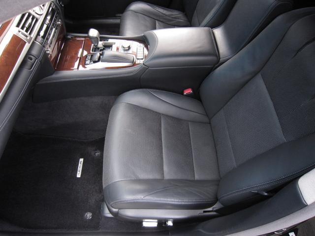 LS LS600hL エグゼクティブパッケージ 4WD モデリスタエアロリヤエンターテイメントマークレビンソンサウンド19SPドライバーモニター前後プリクラッシュSレ-ダークルーズLKAセミアニリン黒本革エアシート後席リラクゼーションパワートランク(67枚目)