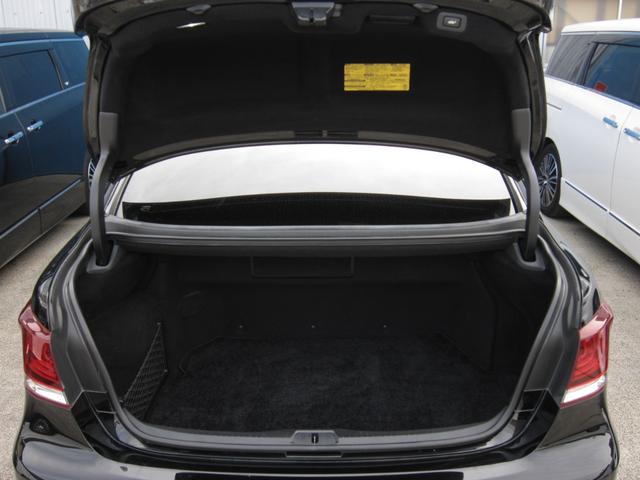 LS LS600hL エグゼクティブパッケージ 4WD モデリスタエアロリヤエンターテイメントマークレビンソンサウンド19SPドライバーモニター前後プリクラッシュSレ-ダークルーズLKAセミアニリン黒本革エアシート後席リラクゼーションパワートランク(79枚目)