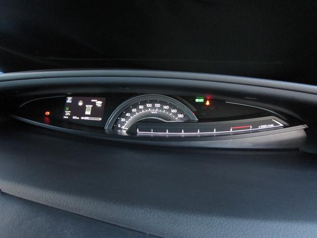 ●当店は、修復歴がある車は一切取り扱いをしていません！●高品質＆高年式＆高グレード＆低走行＆オプション装備にこだわりをもっています！●新車からのお値打ち感を十二分に味わって頂ける内容のラインナップ！