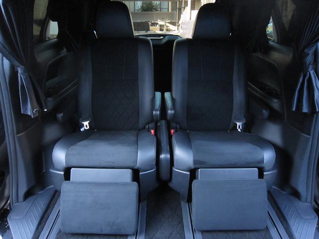 ★左右独立温度コントロールフルオートエアコン＆静電タッチ式ヒーターコントロールパネル（外気温表示機能、湿度センサー付）★ナノイー（フロント・リヤ）★リヤオートエアコン（リヤクーラー＋リヤヒーター）