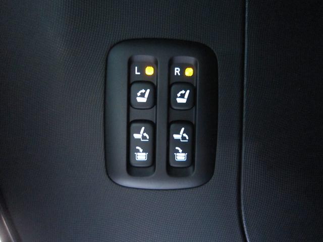 ★１２．１型後席高精細ＨＤディスプレイ（専用リモコン付属）★マルチビューバックガイドモニター（標準ビュー／ワイドビュー／ワイドビュー＋トップビュー、視点切替ボタン、予想進路線表示機能付）