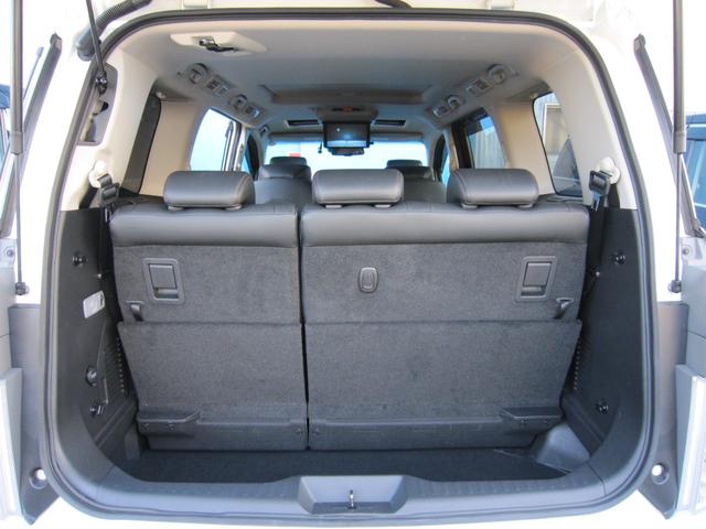 エルグランド 350ハイウェイスタープレミアム 4WD メーカーオプション全装着エマージェンシー車線逸脱防止Wサンルーフ純正10型ナビ後席ディスプレイ本革シートアラウンドビュモニタパワーバック両電ドア前後ドラレコF&RスポイラLEDイルミ寒冷地仕様(75枚目)