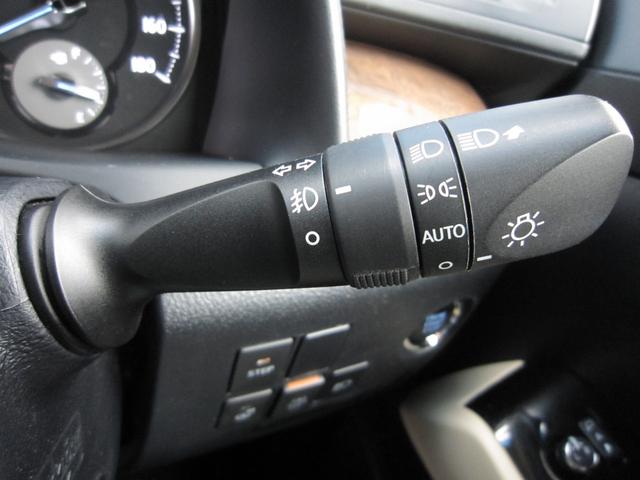 アルファード 3.5ロイヤルラウンジSP レクサスLM350キットフルパーテーション可動式調光パーテーションガラスエクストラキャビネット冷蔵庫24型リヤエンターテイメントVIPリラクゼーションシート集中コントロールタッチパネルデジタルミラー(28枚目)