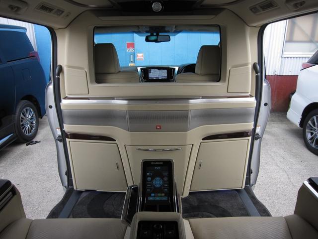 アルファード 3.5ロイヤルラウンジSP レクサスLM350キットフルパーテーション可動式調光パーテーションガラスエクストラキャビネット冷蔵庫24型リヤエンターテイメントVIPリラクゼーションシート集中コントロールタッチパネルデジタルミラー(38枚目)