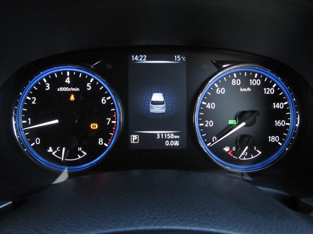 エルグランド ＶＩＰ　２列仕様車　４人乗り　後席パワーシートパッケージ　４ＷＤ　ＯＰキャビネット後席ＶＩＰ本革シートＬＥＤ電動ステップインテリジェントクルーズ踏み間違い衝突防止アシストＷサンルーフＨＤＤナビ後席エンターテイメントアラウンドビューモニタースマートルームミラー（24枚目）