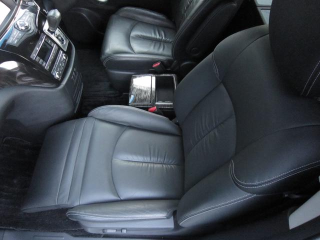 エルグランド ＶＩＰ　２列仕様車　４人乗り　後席パワーシートパッケージ　４ＷＤ　ＯＰキャビネット後席ＶＩＰ本革シートＬＥＤ電動ステップインテリジェントクルーズ踏み間違い衝突防止アシストＷサンルーフＨＤＤナビ後席エンターテイメントアラウンドビューモニタースマートルームミラー（64枚目）