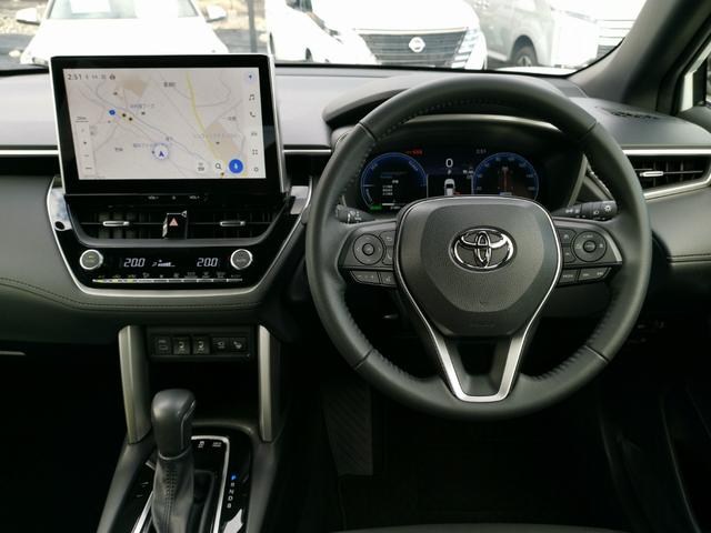 カローラクロス ハイブリッド　Ｚ　ＣａｒＰｌａｙ　全方位カメラ　アダプティブクルーズコントロール　コーナーセンサー　ＥＴＣ２．０　ディスプレイオーディオ　禁煙車　シートヒーター　電動シート　電動リアゲート　ＬＥＤヘッド（14枚目）