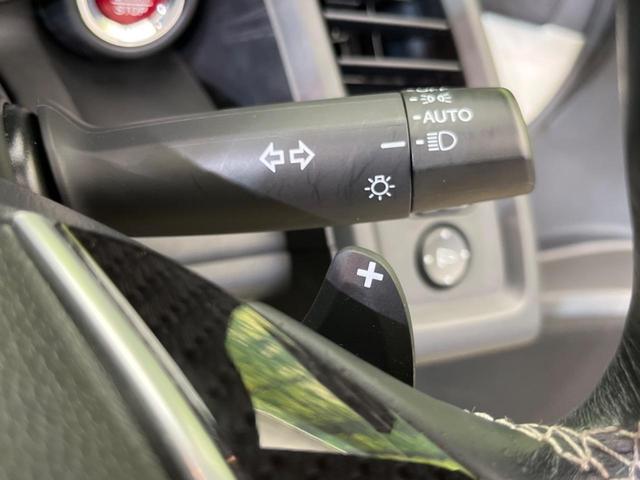 α クルーズコントロール LEDヘッドライト プッシュスタート スマートキー オートエアコン 電動格納ミラー 横滑り防止装置(8枚目)