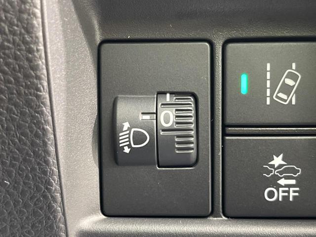 ファン 届出済未使用車 衝突軽減 レーダークルーズコントロール 車線逸脱警報 LEDヘッドライト オートエアコン プッシュスタート 横滑り防止(33枚目)