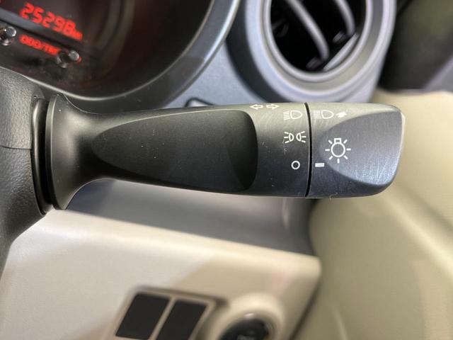 X S 禁煙車 スマートアシスト 純正オーディオ クリアランスソナー オートマチックハイビーム スマートキー アイドリングストップ 横滑り防止装置 ドライブレコーダー(39枚目)