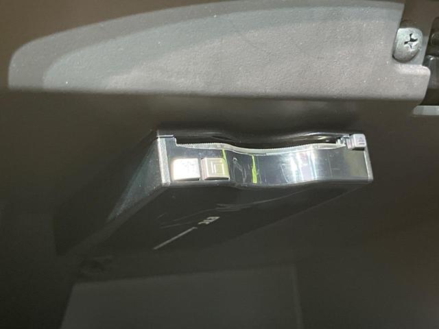e-パワー X ブラックアロー 純正ナビ 禁煙車 エマージェンシーブレーキ クルーズコントロール バックカメラ ETC ドライブレコーダー オートエアコン プッシュスタート オートライト 電動格納ミラー バニティミラー(7枚目)