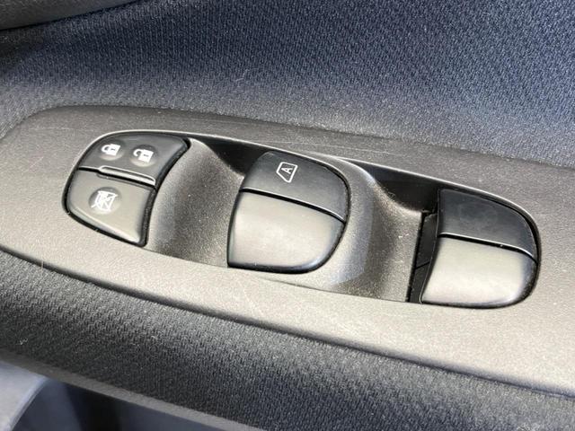 ハイウェイスター Vセレ+セーフティII SHV 禁煙車 8型SDナビ 全方位カメラ 衝突軽減 ETC 両側電動 LEDヘッドライト 車線逸脱警報 オートエアコン プッシュスタート(25枚目)