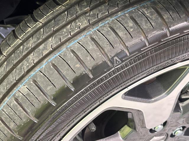 JスタイルII 届出済未使用車 禁煙車 レーダークルーズコントロール シートヒーター クリアランスソナー 衝突軽減装置 車線逸脱警報 オートライト オートエアコン 純正15インチアルミホイール ステアリングスイッチ(23枚目)
