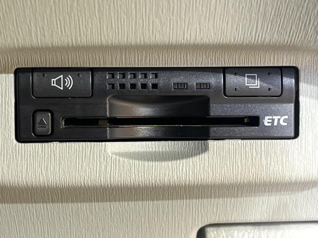 Ｓ　ＬＥＤエディション　禁煙車　純正ナビ　バックカメラ　ＥＴＣ　ＬＥＤヘッドライト　オートエアコン　プッシュスタート(5枚目)