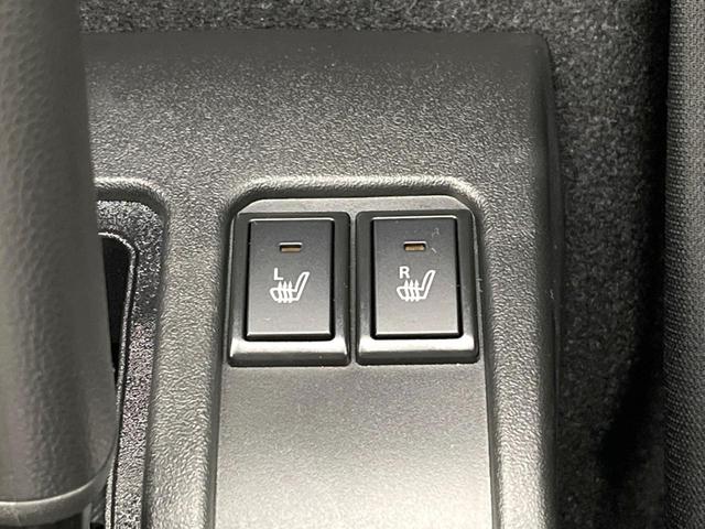 ジムニー XC 4WD 届出済未使用車 衝突軽減装置 シートヒーター コーナセンサー スマートキー LEDヘッド クルコン オートライト オートエアコン 純正16インチアルミホイール 革巻きステアリング フォグライト(4枚目)