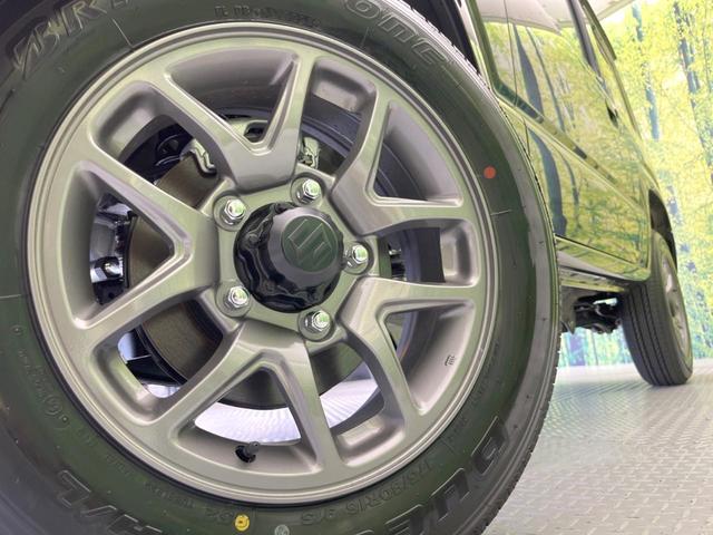 ジムニー XC 4WD 届出済未使用車 衝突軽減装置 シートヒーター コーナセンサー スマートキー LEDヘッド クルコン オートライト オートエアコン 純正16インチアルミホイール 革巻きステアリング フォグライト(13枚目)