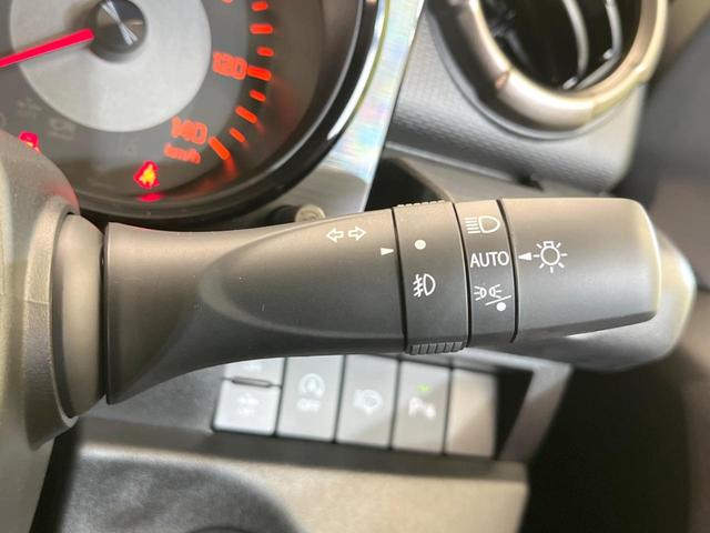 ジムニー XC 4WD 届出済未使用車 衝突軽減装置 シートヒーター コーナセンサー スマートキー LEDヘッド クルコン オートライト オートエアコン 純正16インチアルミホイール 革巻きステアリング フォグライト(27枚目)